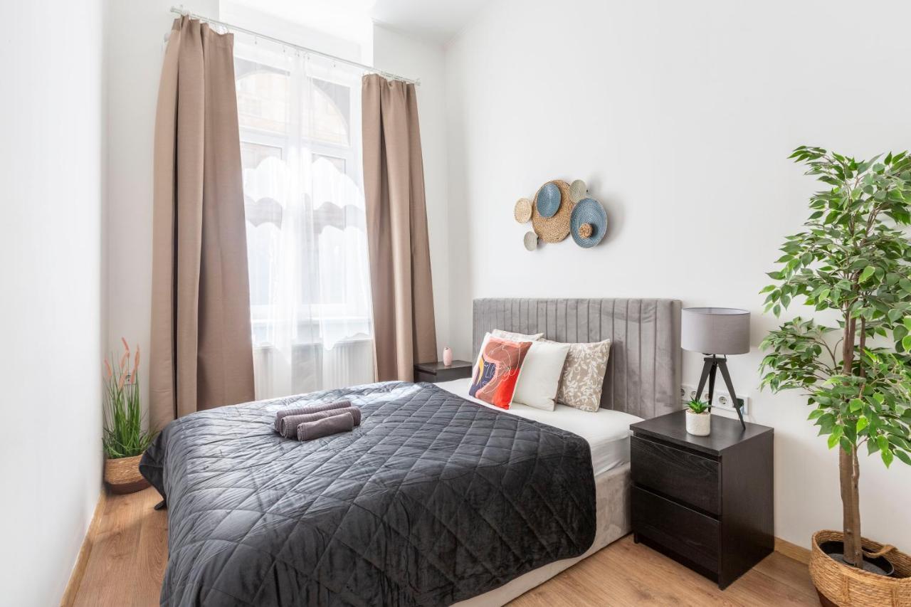 Cozy & Pleasant Homes In The Heart Of Budapest Esterno foto