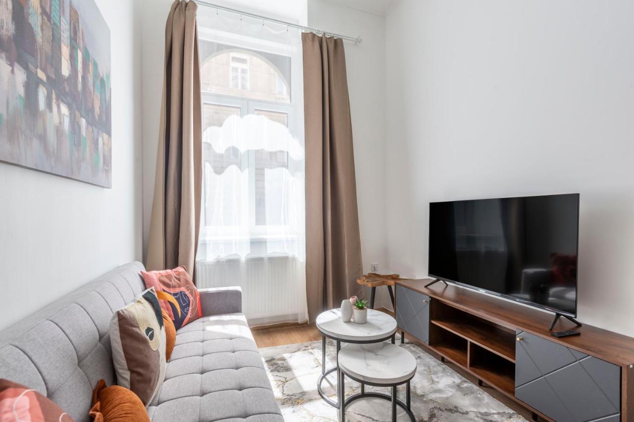 Cozy & Pleasant Homes In The Heart Of Budapest Esterno foto